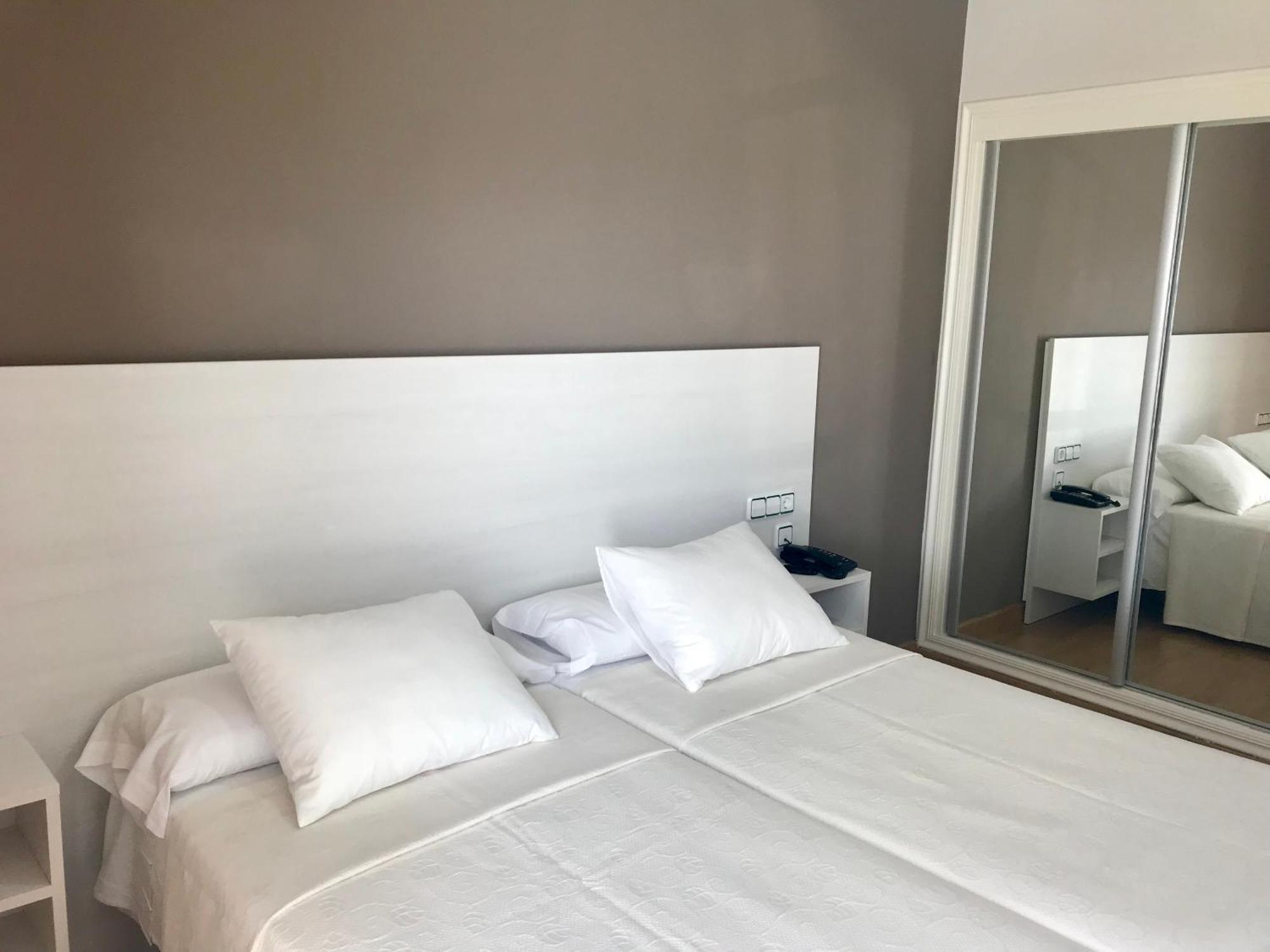 Hotel Nuevo Vichona Sanxenxo Pokoj fotografie